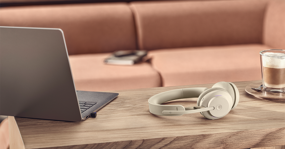 tai-nghe-van-phong-jabra-evolve2-65-linh-hoat-cho-nhan-vien-lam-viec-hybrid