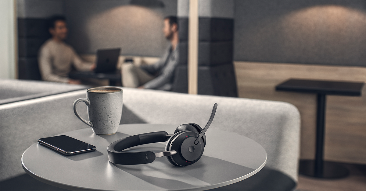 tai-nghe-van-phong-jabra-evolve2-65-linh-hoat-cho-nhan-vien-lam-viec-hybrid