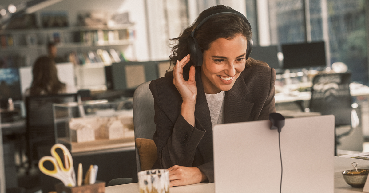 tai-nghe-jabra-evolve3-85